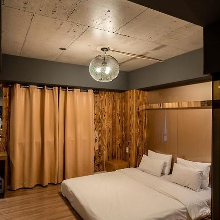 Hotel 109 Busan Bagian luar foto