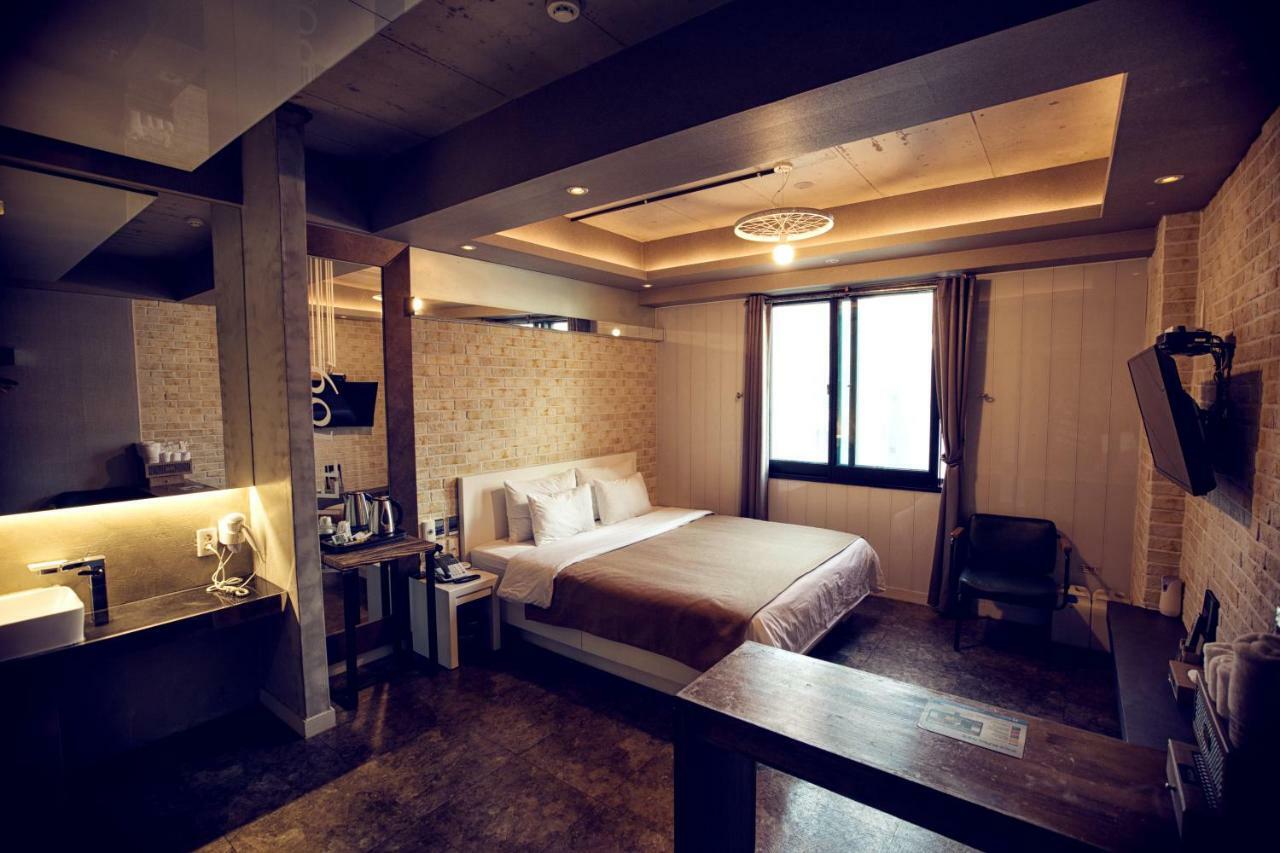 Hotel 109 Busan Bagian luar foto