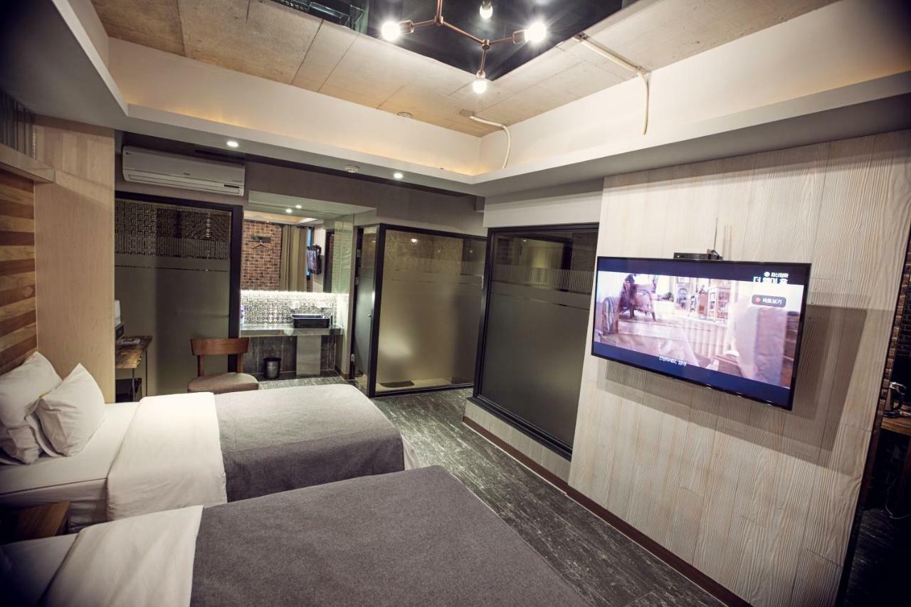 Hotel 109 Busan Bagian luar foto