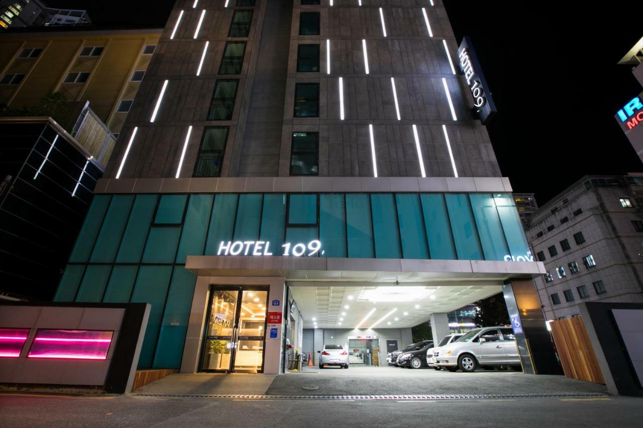 Hotel 109 Busan Bagian luar foto